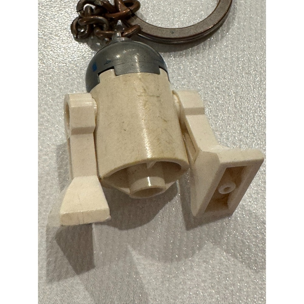 Lego Star Wars R2D2 Minifigure Keychain - Picture 4 of 8